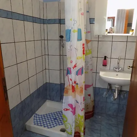 Apartment Fanis